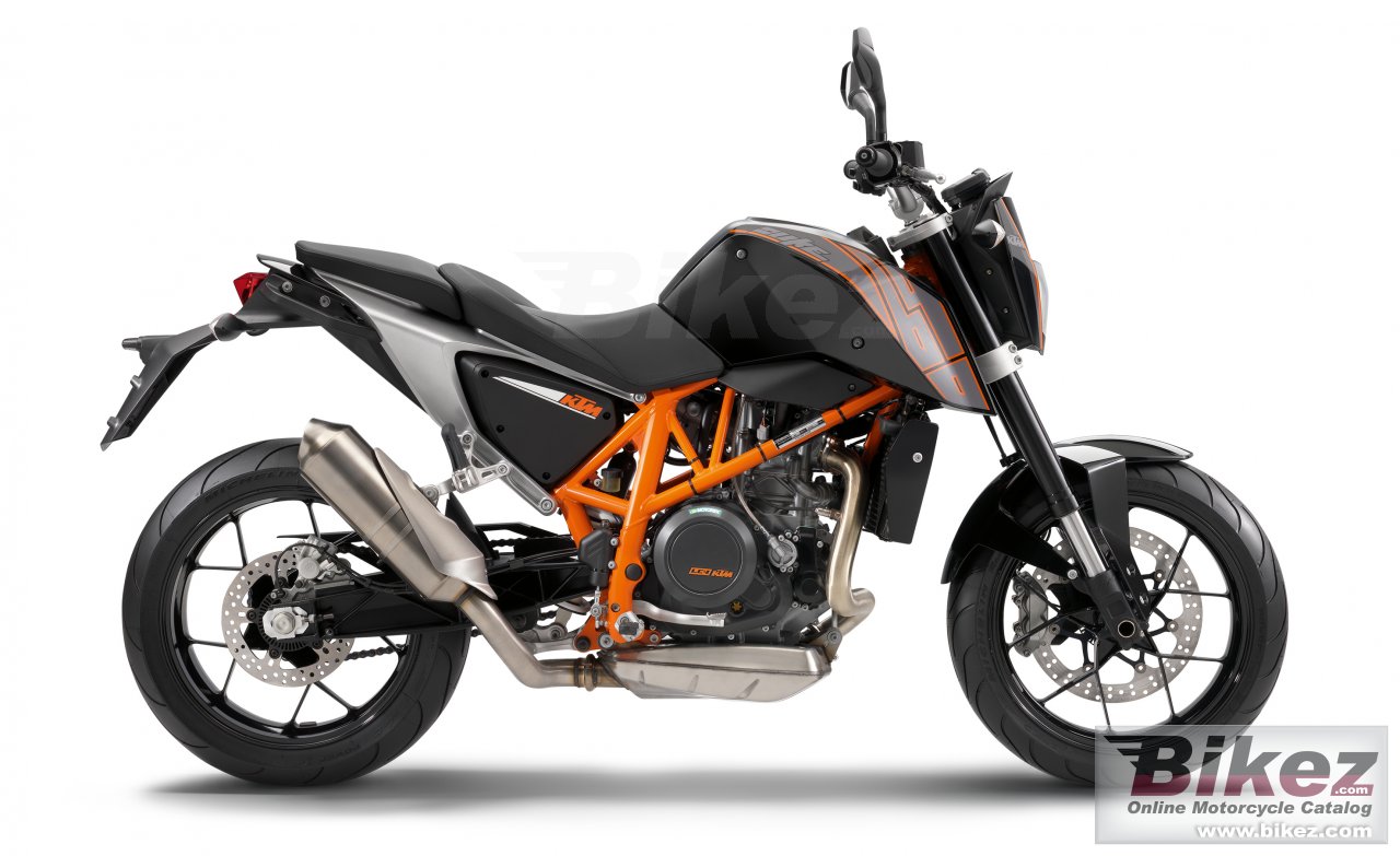 Big KTM 690 duke picture and wallpaper from Bikez.com